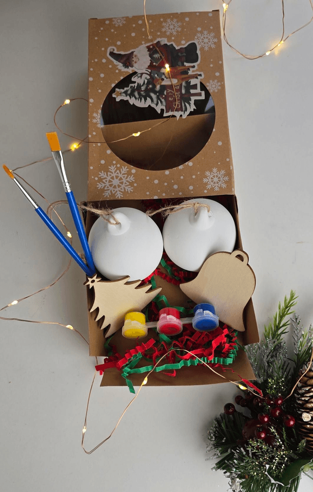 Bauble and Ornament Paint Kit